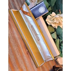 1950s Bulova Vintage    Presentation Box Case Gold Velvet